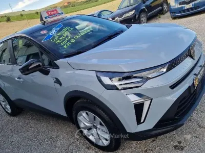 Nuova Renault Captur Evolution 120 CV (88 kW) 2026 Bianco SUV