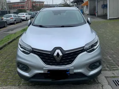Usata Renault Kadjar 140 CV (102 kW) 2020 Argento SUV