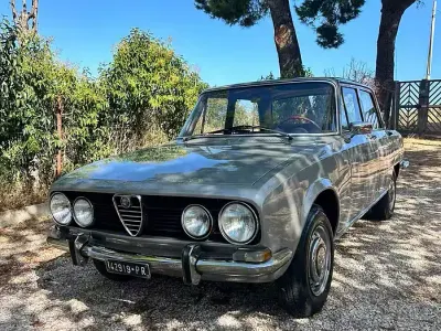 Usata Alfa Romeo 1750 131 CV (96 kW) 1970 Grigio Berlina