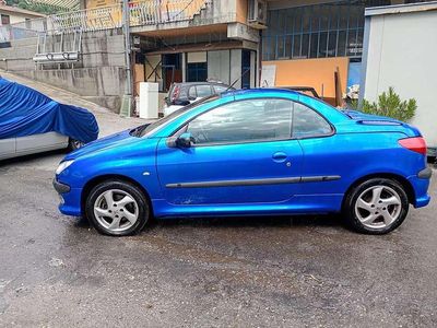 Usata Peugeot 206 CC 109 CV (80 kW) 2002 Blu/azzurro Cabrio