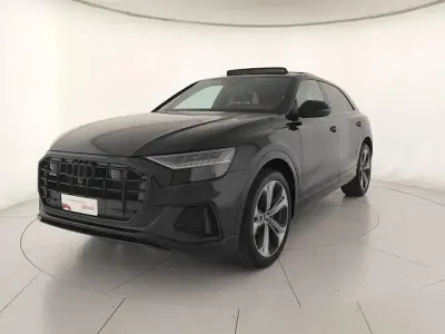 Usata Audi Q8 S-Line 286 CV (210 kW) 2021 Nero orca metallizzato SUV