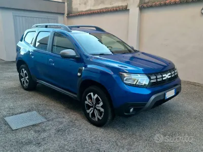 Usata Dacia Duster Journey 116 CV (85 kW) 2023 Blu SUV