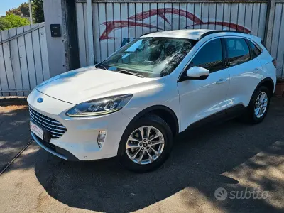Usata Ford Kuga Business Edition 120 CV (88 kW) 2022 Bianco SUV