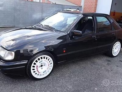 Usata Ford Sierra 224 CV (164 kW) 1990 Nero Berlina