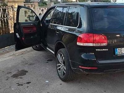 Begagnad VW Touareg 224 HK (164 kW) 2006 Svart SUV