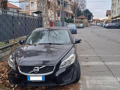 Usata Volvo C30 115 CV (84 kW) 2012 Nero Utilitaria