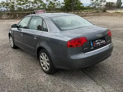 Occasion Audi A4 140 ch (102 kW) 2005 Gris Berline