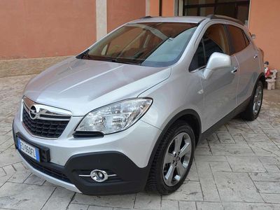 Usata Opel Mokka Cosmo 131 CV (96 kW) 2014 Argento SUV