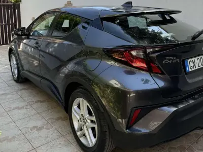 Usata Toyota C-HR