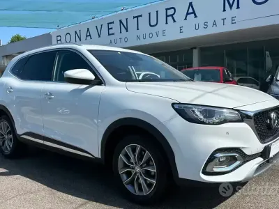 Usata MG HS Comfort 162 CV (119 kW) 2023 Bianco SUV
