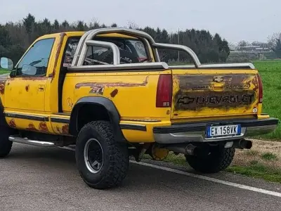 Usata Chevrolet Silverado 211 CV (155 kW) 1992 Giallo SUV