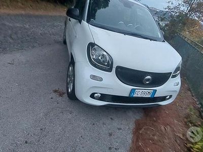 Bianco Usata 2015 Smart ForFour Utilitaria | 7400 € (Buon prezzo)