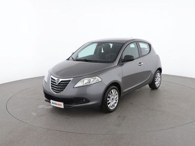 usata Lancia Ypsilon 1.2 69 CV 5 porte Silver