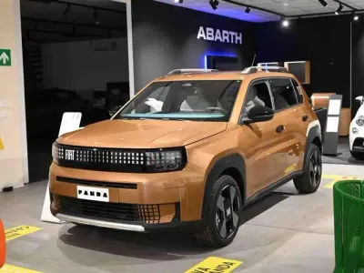 Nuova Fiat Grande Panda La Prima 52 kW (72 CV) 2026 Bronzo Utilitaria