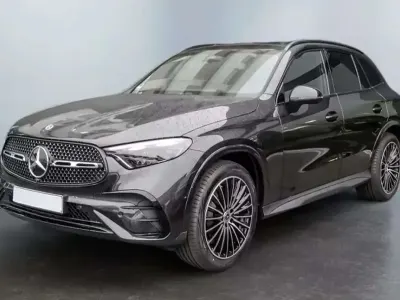 Usata Mercedes GLC220 AMG Line Premium Plus 197 CV (144 kW) 2025 Metalliclack graphitgrau SUV