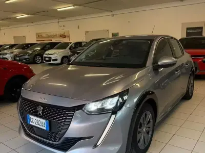 Usata Peugeot e-208 2020 Grigio Utilitaria