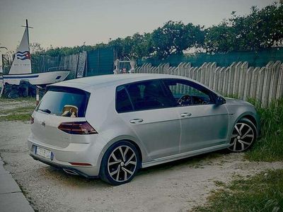 Usata VW Golf VII Highline 110 CV (80 kW) 2015 Berlina