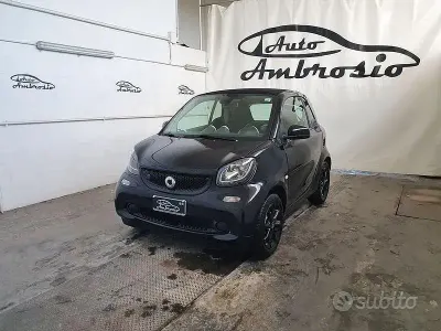Usata Smart ForTwo Electric Drive Passion 41 kW (56 CV) 2019 Nero Berlina