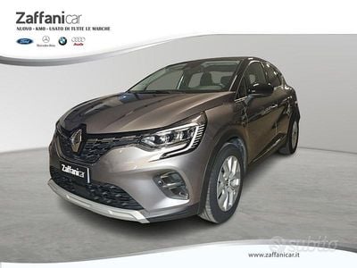 Usata Renault Captur Intens 101 CV (74 kW) 2021 Grigio SUV
