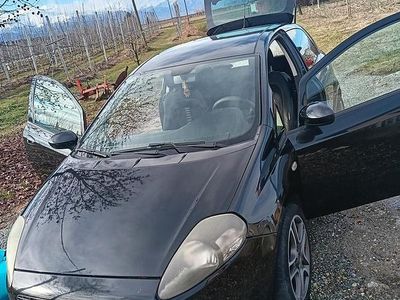 Usata Fiat Punto Sport 77 CV (56 kW) 2008 Nero Berlina