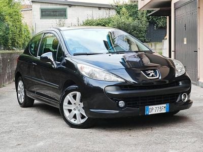 Usata Peugeot 207 120 CV (88 kW) 2008 Nero Berlina