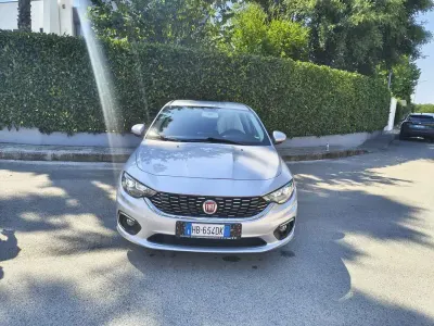 Usata Fiat Tipo Lounge 120 CV (88 kW) 2016 Berlina