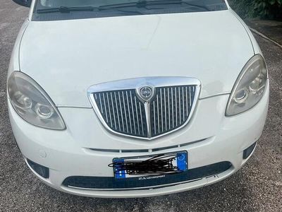 usata Lancia Ypsilon modello unica