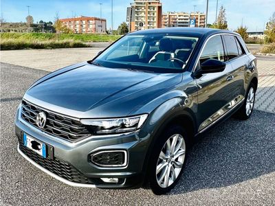 Usata VW T-Roc Advance 116 CV (85 kW) 2018 Grigio SUV