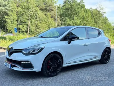 Usata Renault Clio IV R.S. 200 CV (147 kW) 2015 Bianco Berlina