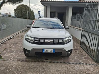 Usata Dacia Duster Journey 91 CV (66 kW) 2023 Bianco SUV