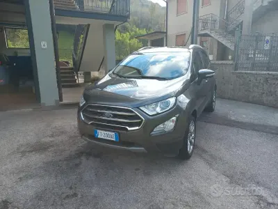 Usata Ford Ecosport 99 CV (72 kW) 2018 Grigio SUV