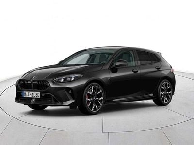 Begagnad BMW 118 M Sport 150 HK (110 kW) 2025 Svart Halvkombi