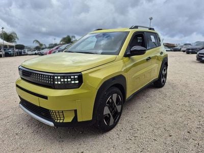 Nuova Fiat Grande Panda La Prima 101 CV (74 kW) 2026 Giallo Utilitaria