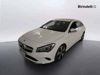 Usata Mercedes CLA200 136 CV (100 kW) 2019 Bianco Station wagon