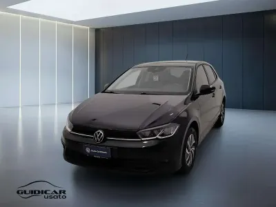 Usata VW Polo Life 80 CV (58 kW) 2023 Nero Utilitaria