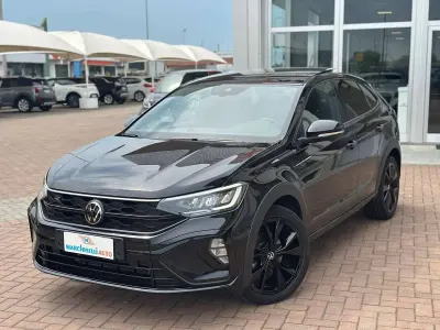 Usata VW Taigo R-line 150 CV (110 kW) 2024 Nero SUV