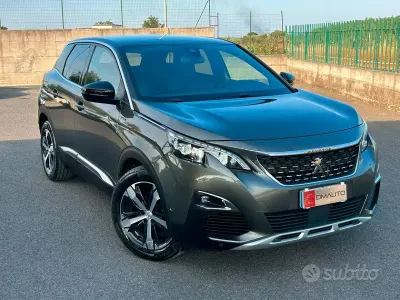 Usata Peugeot 3008 GT-line 131 CV (96 kW) 2019 Grigio SUV