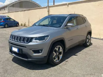 Usata Jeep Compass Limited 120 CV (88 kW) 2019 Argento SUV