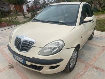 Usata Lancia Ypsilon 69 CV (50 kW) 2005 Utilitaria