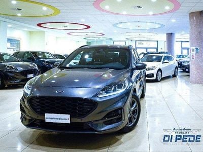 Usata Ford Kuga ST-Line 120 CV (88 kW) 2024 Grigio scuro SUV