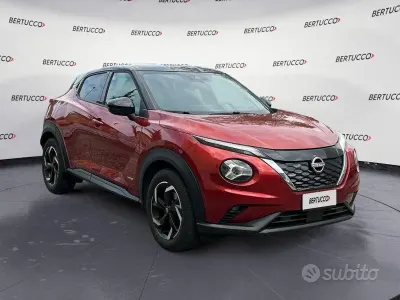 Usata Nissan Juke N-Connecta 143 CV (105 kW) 2023 Rosso SUV