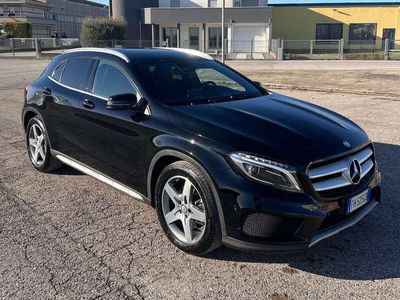 Mercedes GLA220