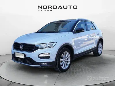 Usata VW T-Roc Style 116 CV (85 kW) 2018 Bianco SUV