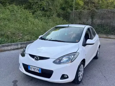 Brugt Mazda 2 75 HK (55 kW) 2010 Hvid Hatchback