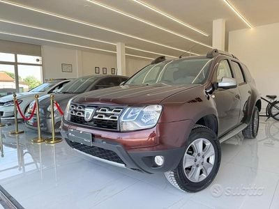 Usata Dacia Duster Lauréate 115 CV (84 kW) 2017 Marrone SUV