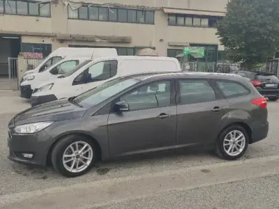 Usata Ford Focus Business Edition 150 CV (110 kW) 2018 Grigio Station wagon