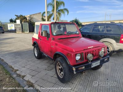 Suzuki Samurai