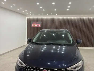 Usata Fiat Tipo Business 95 CV (69 kW) 2017 Blu Berlina