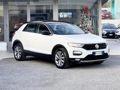 Usata VW T-Roc 116 CV (85 kW) 2019 Bianco SUV