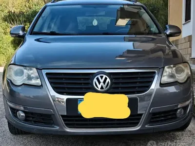 Usata VW Passat 150 CV (110 kW) 2005 Grigio Station wagon